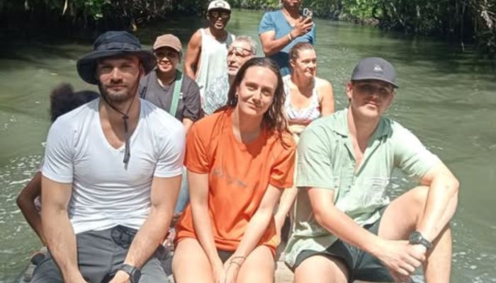 Karopai Beach Sarawandori Yapen: Green-Blue Water, Scenic Bridge, and Aesthetic Photo Spots