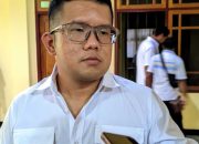 Dukung Kebijakan Bupati, Wakil Ketua II DPRK Yapen Minta Dinas Tuntaskan Status Kepala Sekolah Definitif untuk Tanda Tangan Ijazah Siswa