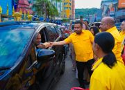 Golkar Papua Bagikan Takjil di Jayapura, Fakhiri Tekankan Kepedulian dan Toleransi Ramadan