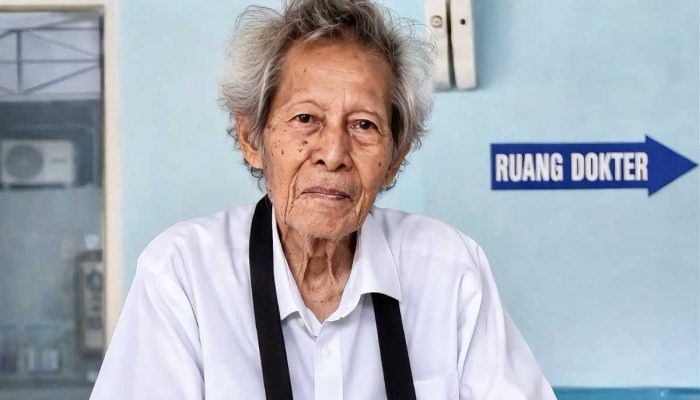 Di Usia 85 Tahun, Dokter Sudanto di Jayapura Ini Masih Setia Mengobati Warga