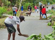 Sambut Paskah, Nyepi dan Idul Fitri, Warga Tarau dan Jemaat GKI Makedonia Tanao Gotong Royong Bersihkan Lingkungan