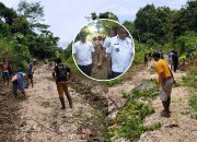 Inilah yang Dimaksudkan Bupati Yapen, ASN Harus ada di Tempat Tugas ! Dody Lefta Pimpin Gotong Royong Perbaikan Jalan Tanjakan Siriwi