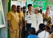 Gubernur Papua Tinjau Puskesmas Menawi Angkaisera, Tenaga Non ASN Sampaikan Aspirasi