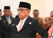 Bupati Markus O. Mansnembra Lantik Zacharias L. Mailoa sebagai Pj Sekda Biak Numfor
