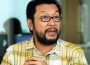 Film Pesta Babi ! Yorrys Raweyai: Hutan Dibuka untuk PSN, Kayunya ke Mana?