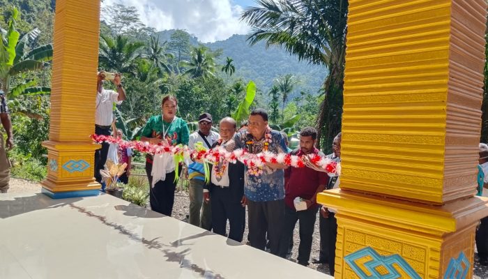 10 Tahun Dibangun, Gedung Gereja GPDP Hermon Warari Akhirnya Diresmikan Bupati Yapen