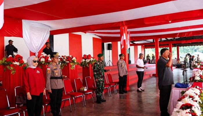 Dandim 1709/Yawa Ikuti Gladi Bersih Upacara HUT ke-81 RI di Stadion Marora Serui