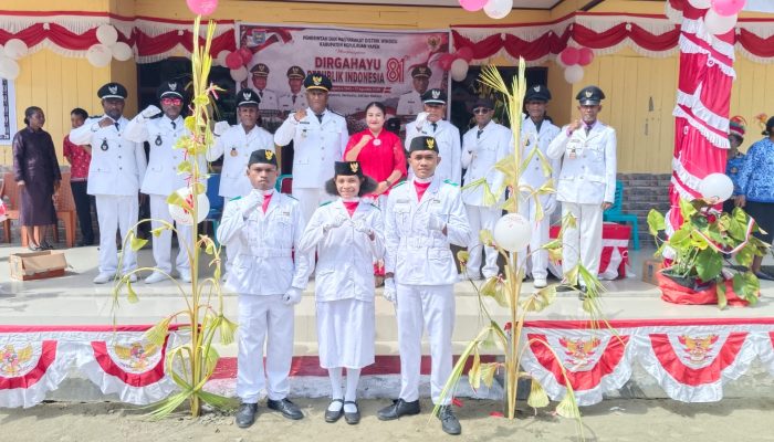Kepala Distrik Windesi Albertho Saidui Pimpin Upacara HUT ke-81 RI, Berlangsung Khidmat dan Lancar