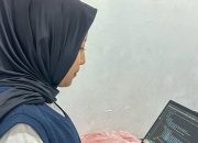 Kampung Pasir Hitam Kini Punya Website, Dibangun Mahasiswa KKN Uncen Kelompok 29